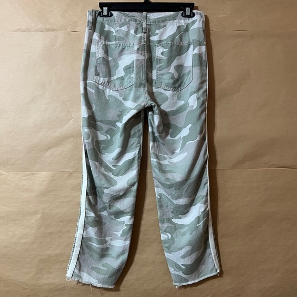 Mother | The Shaker Chop Crop Fray Pants Desert Print Camo Stripe Linen Size 27 - Picture 12 of 16